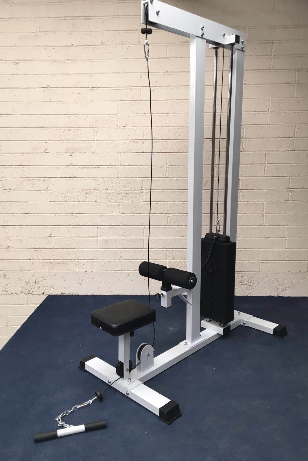 used lat pulldown machine for sale