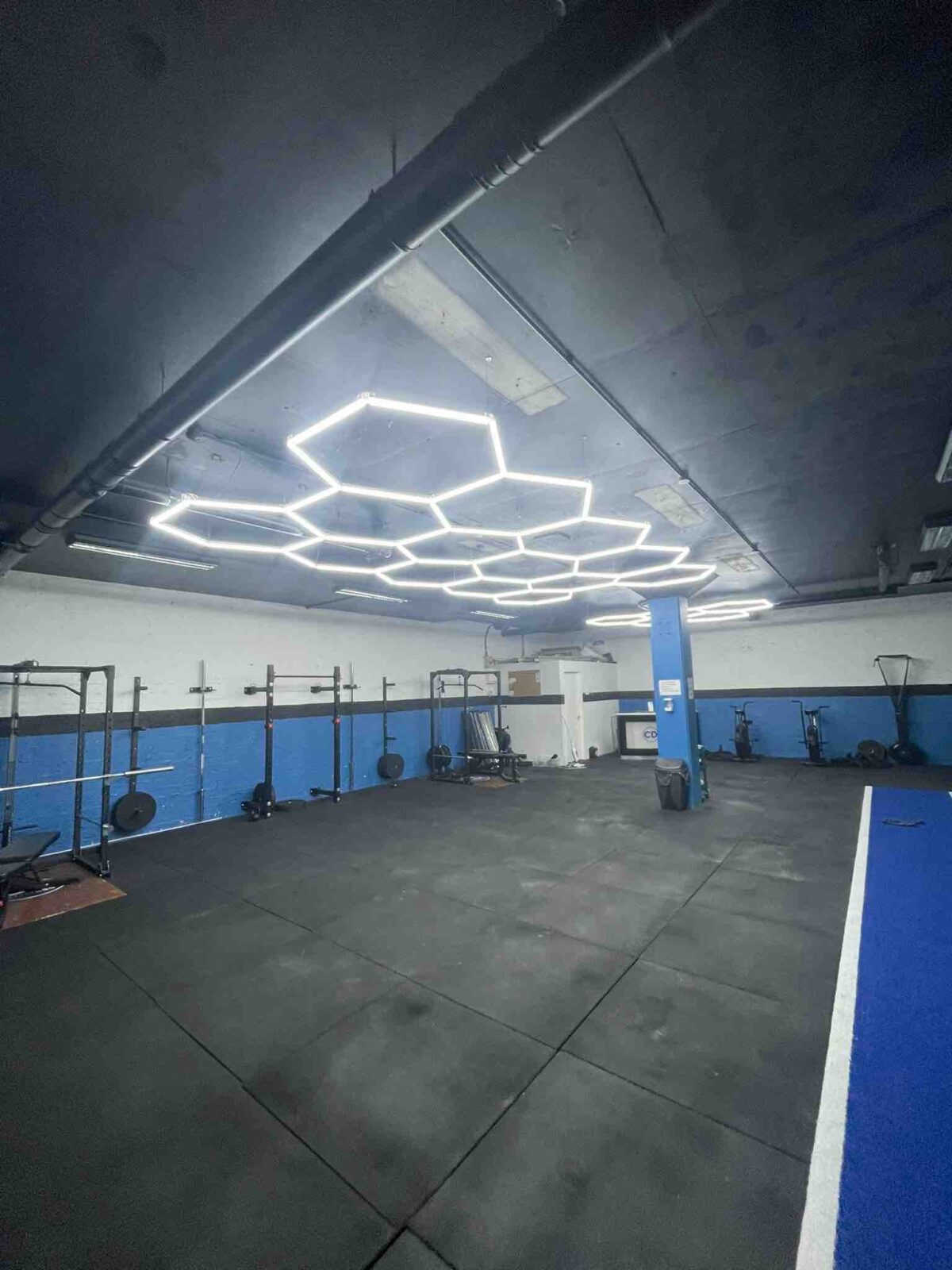 Modular Hex LED Gym Lighting Fitness Equipment Ireland Best for